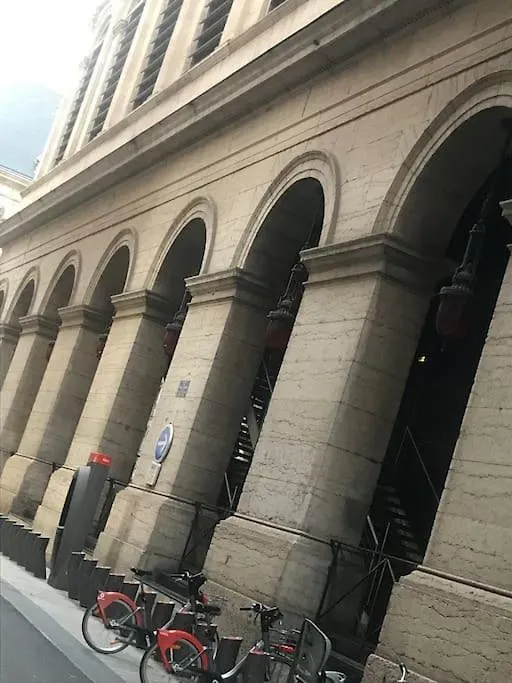 Cosy Lyon Opera 아파트